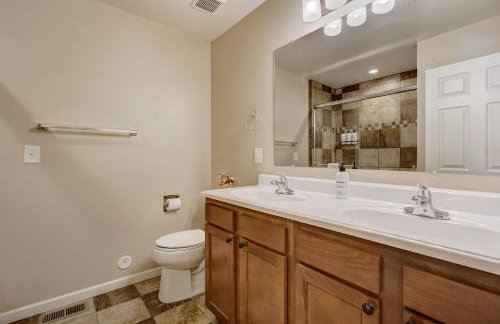 Cresthaven Hall 2 Mins to UCCS Family Fun & BBQ - Foto 27