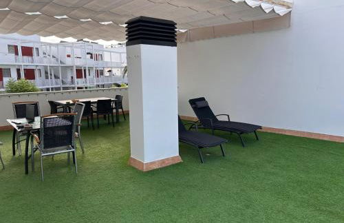 Apartamento "Casa el Sargazo" en Vera Playa con Piscina, Solarium, Wifi y Parking Gratis - Foto 4