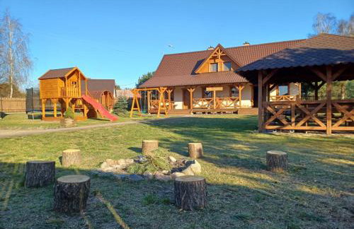 Dom drewniany na Kaszubach, rzeka, las, pola, niedaleko jeziora - Foto 22