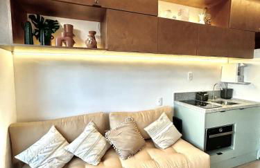 Moema URBAN Heaven - Piscina - Prox Metro - Prox Sh Ibirapuera - Cama Queen - Internet 500mbps - Ar cond - Cozinha completa - Academia - Churrasqueira - Foto 18