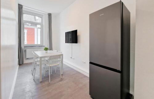 Tolstov Apartments - 3 and 4 Room Monteur Apartments - Photo 25