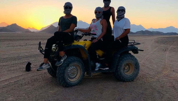 Entardecer no deserto