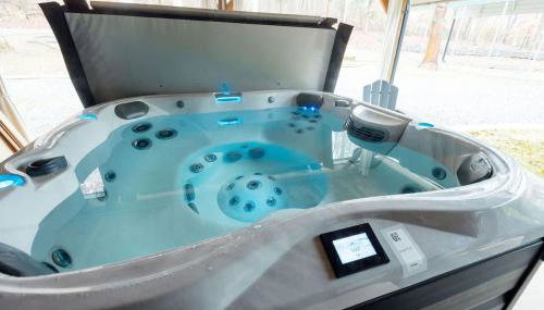 Home with Sauna & Hot Tub & Lake Access - Foto 4