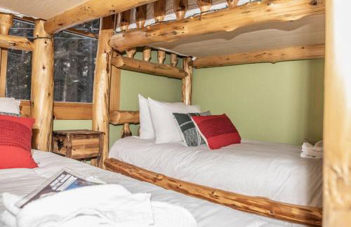 The Whimsical Chalet - Foto 26