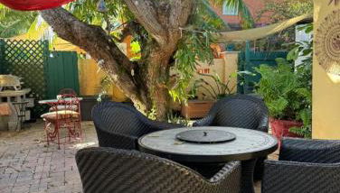 Tango Mango House with Private Hot Tub - Foto 2, Garden, Garden view