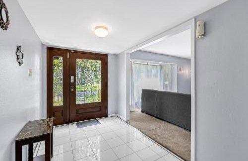 Home for summer with pool, pool table, outdoor kitchen,patio and balcony - Foto 25