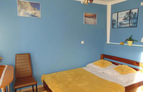 POD RÓŻĄ - Foto 15