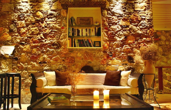 Tholaria Boutique Hotel - Photo 4