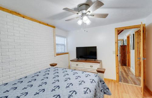 Woodsy Gassville Getaway about 3 Mi to White River! - Foto 18