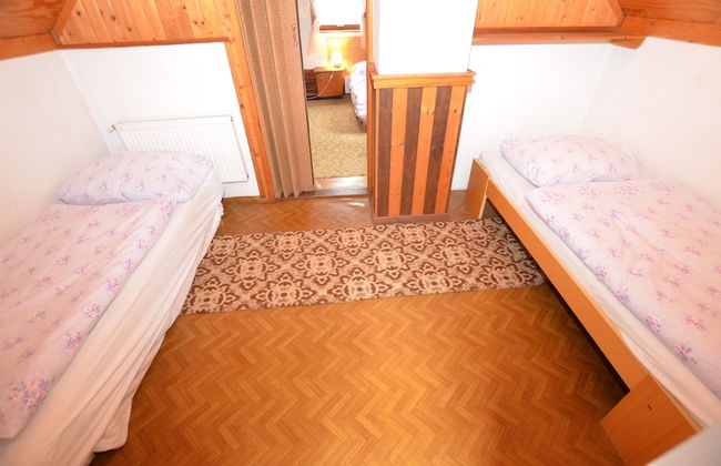 Chalet in Mala Skala Near Ski Slopes - Foto 12