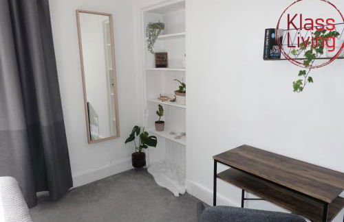 One Bedroom Apartment by Klass Living Serviced Accommodation Bellshill - Mossend Apartment with WIFI and Parking - Foto 13