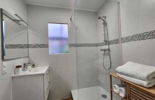 Au fil du temps, Meublé Tourisme 3 étoiles, Confort, Calme, Centre - Foto 7