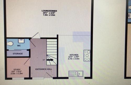 Luxurious 3 bedroom house now with FULL FIBRE INTERNET Shangri la in village of Alfrick with driveway parking for 3 cars in an area of outstanding natural beauty, superb walking,close to Worcester, Malvern showground, theatre, Malvern hills, dogs welcome - Photo 6