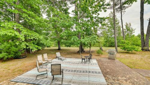 Woodsy Ballston Spa Home 4 Mi to State Park! - Foto 3