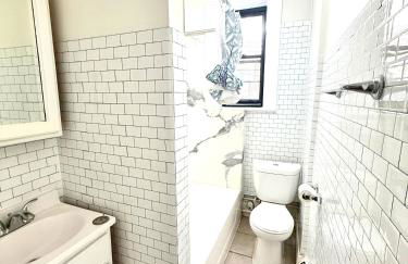 7-14 mins to Times Square, Rare unit! - Foto 18