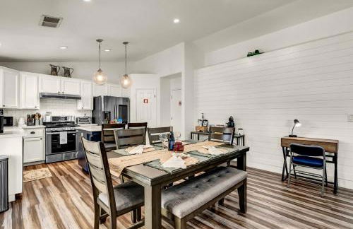 Magnolia Peaceful Vibes Cozy Near Hospital - Photo 11