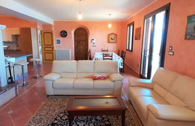 Divine Holiday Home in Giosa Marea with Sauna & Hot Tub - Foto 15