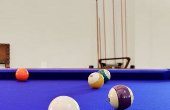 Stylish 3BR Retreat Close to Coast & Wineries - Foto 37