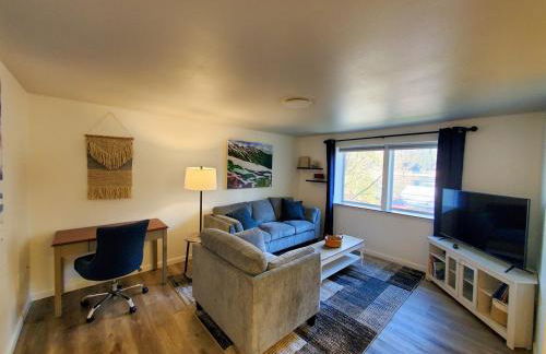 Ocean & Mountain View Home, near Downtown Juneau - Foto 21