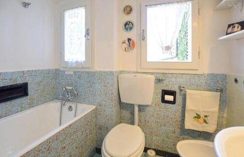 2 Bedroom Amazing Home In Casoli - Photo 21