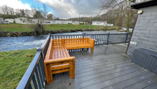 Stunning 3 Bed Riverside Cabin in Snowdonia - Foto 2