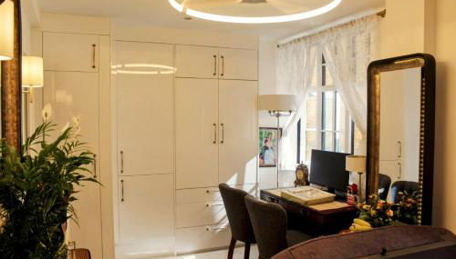 Bougie Studio by St Pauls - Foto 1, wardrobe