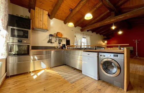 Maison pittoresque à Arlempdes avec cheminée et terrasse - FR-1-582-114 - Foto 2