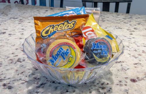 Steps from Vandy, live music-Downtown 9 mins away! - Foto 48