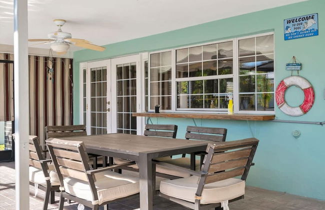 The Crown House 4b Pool Home 6 Mins to IR Beach - Photo 31