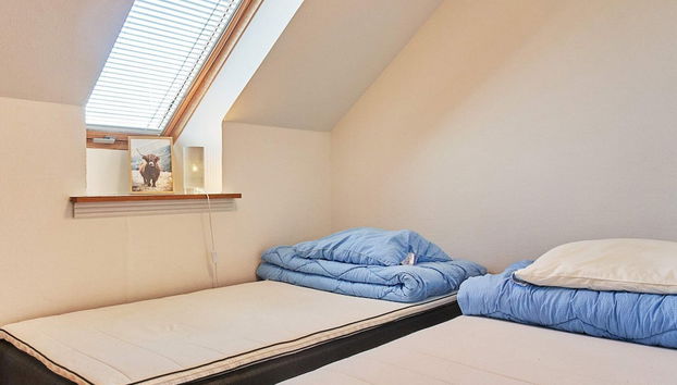 6 Person Holiday Home in Allinge - Foto 4, Habitación