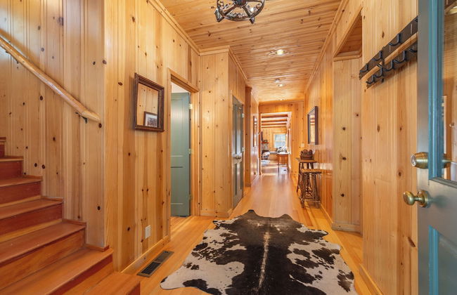 Private Cozy and Central Cabin with Deck by Sierra Getaways - Foto 26