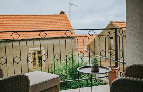 Stone House Zrinski entire apartment 62 m2 - Photo 3