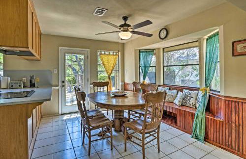 Lago Vista Lake Home with Shared Dock and Kayaks! - Foto 6