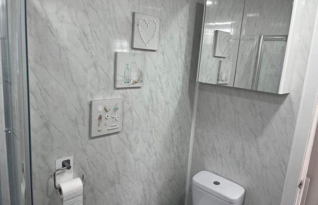 Seasideescape-2br-sleeps4-parking-petsok-fireplace - Foto 25