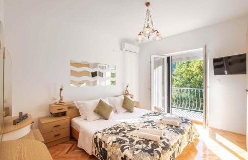 3 Bedroom Awesome Home In Srinjine - Photo 7