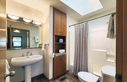 Walk to Everything! Hot Tub! Shorepine Haven - Foto 4