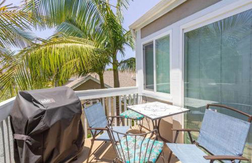 Chic Upstairs Condo Steps from Strands Beach - Foto 29