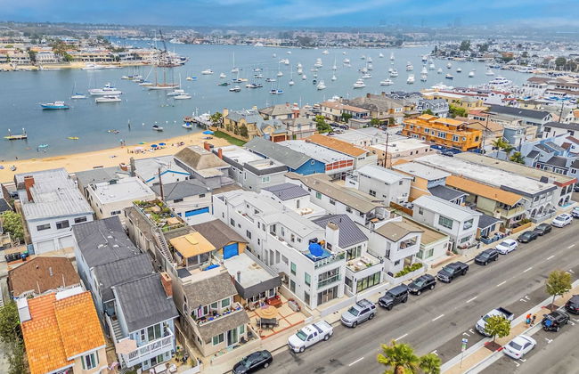 Private Rooftop + Steps to the Beach Chic Design Seaside Style by Avantstay - Foto 31