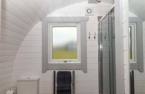 Under Oak Pod - Photo 16