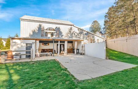 Underground Railroad Barn - Foto 5