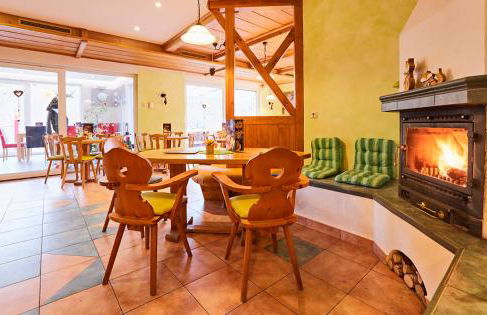 Ferienwohnungen & Campingfässer am Kunstteich - Foto 13