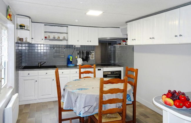 Holiday Home in Plourivo Near Goelo Coast - Foto 8