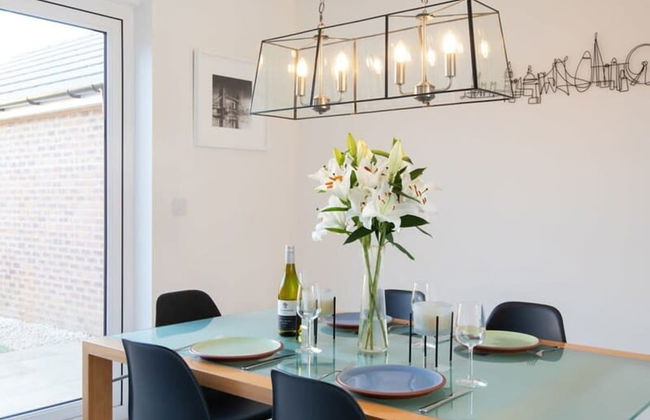 Charming Modern City Escape Garden Parking - Foto 22