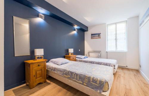 Apt T5 rénové avec bureau jardin et parking en centre ville - Foto 19