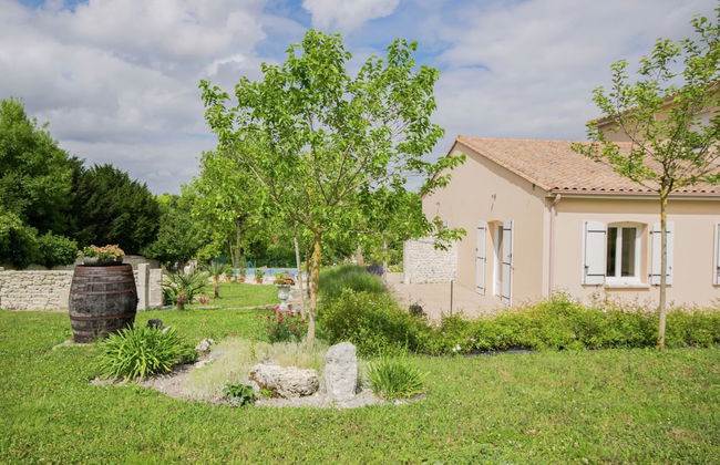 Chic Apartment in Segonzac With Swimming Pool - Foto 58