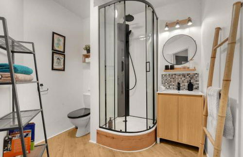 La Bulle Bleue - Parking-Terrasse-aéoport-MEET - Foto 3