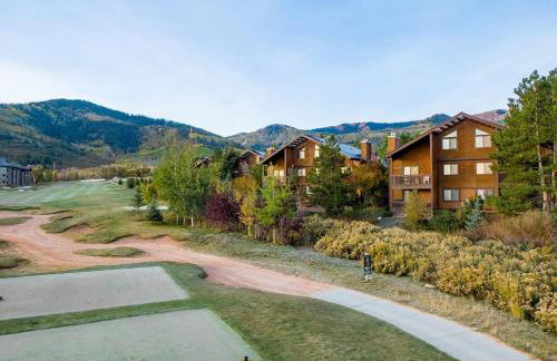 Dont miss the Main level Cozy Winter Retreat - Photo 7