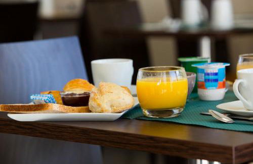 All Suites Appart Hôtel | Palaiseau - Massy TGV - Foto 85