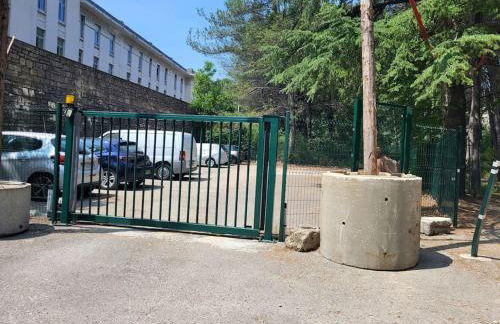 Au Centre de Villeneuve-lès-Avignon - Photo 18