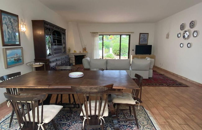 Beautiful Villa in Praia da Salema max 6 People - Foto 18